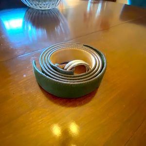 Brooks Brothers Green Suede Ring Belt, Made in Spain, Men’s Sz. L., Like New